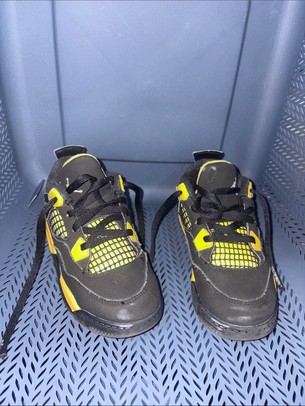 Jordan Kids Black and Yellow Low-Top Sneakers